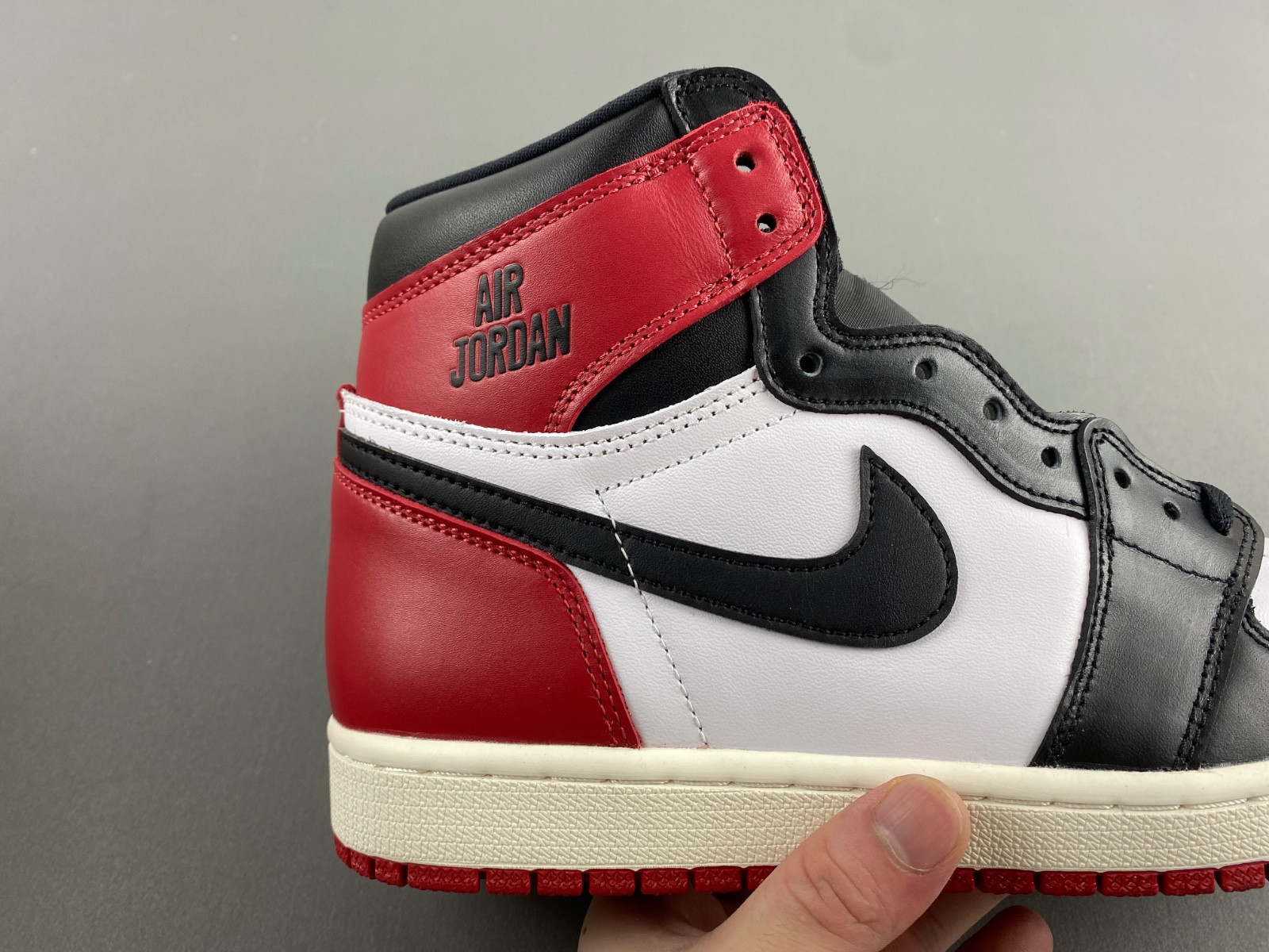 Air Jordan 1 High OG “Black Toe Reimagined” DZ5485-106