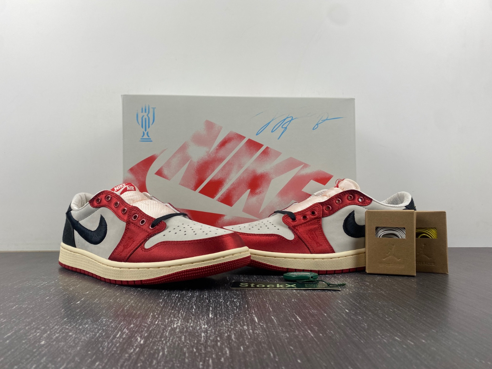 Trophy Room x Air Jordan 1 Low OG “Home” FN0432-100