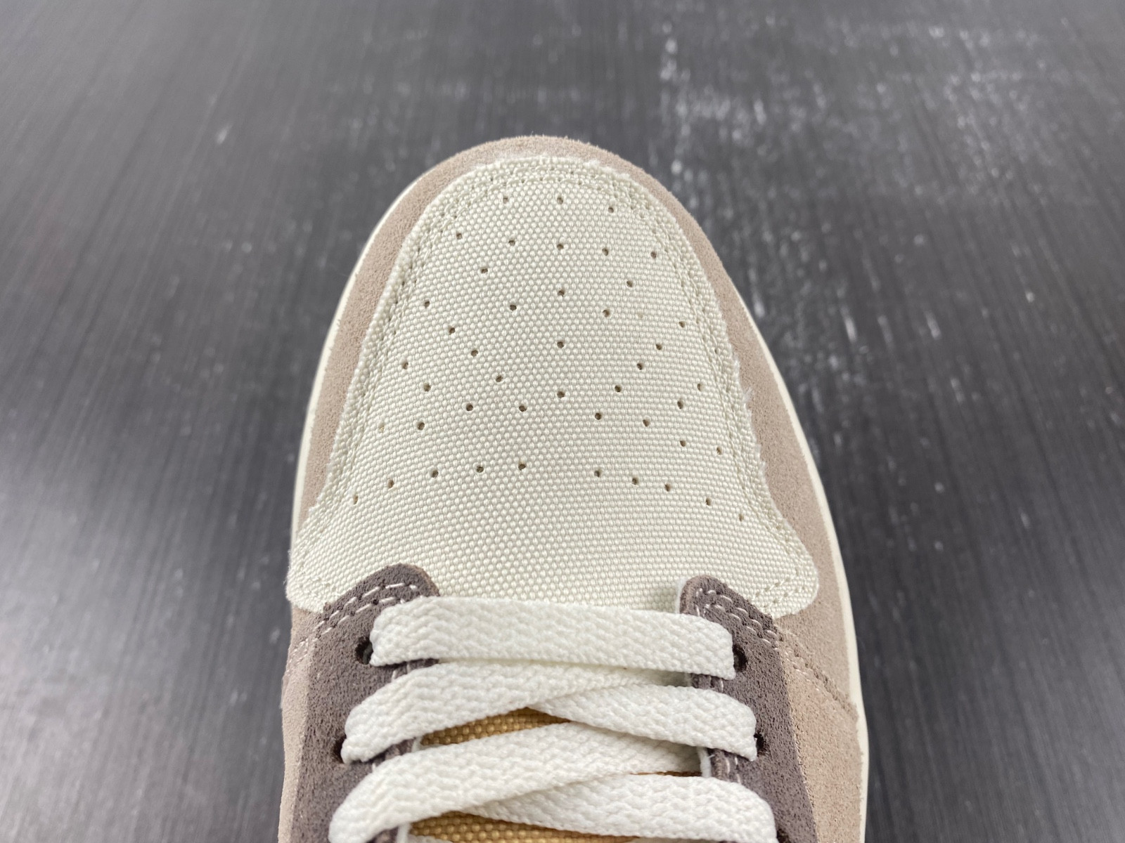 Air Jordan 1 Low SE Craft “Taupe Haze” DN1635-200
