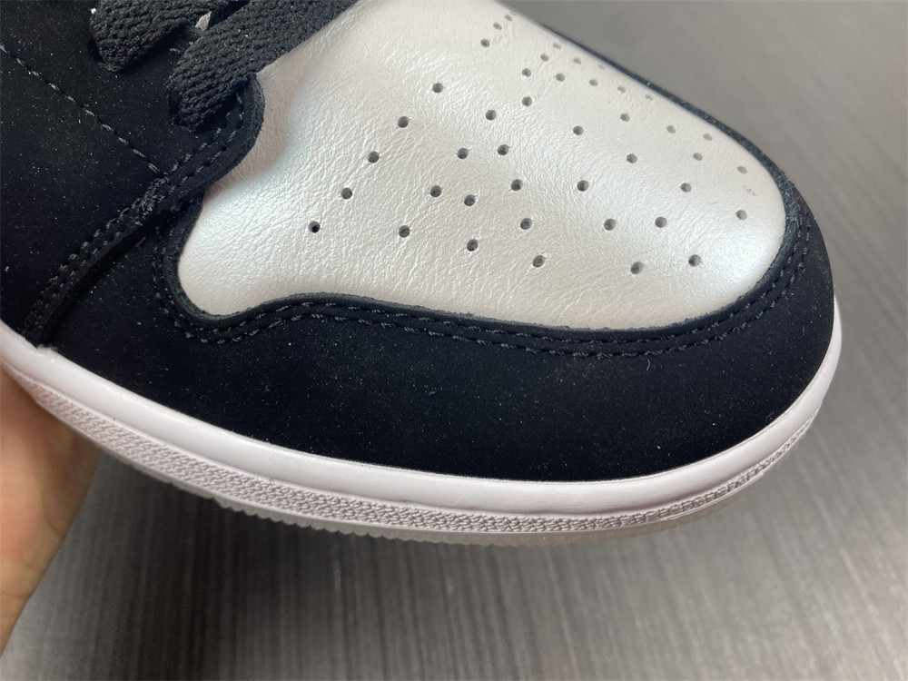 Air Jordan 1 Mid “Diamond Shorts