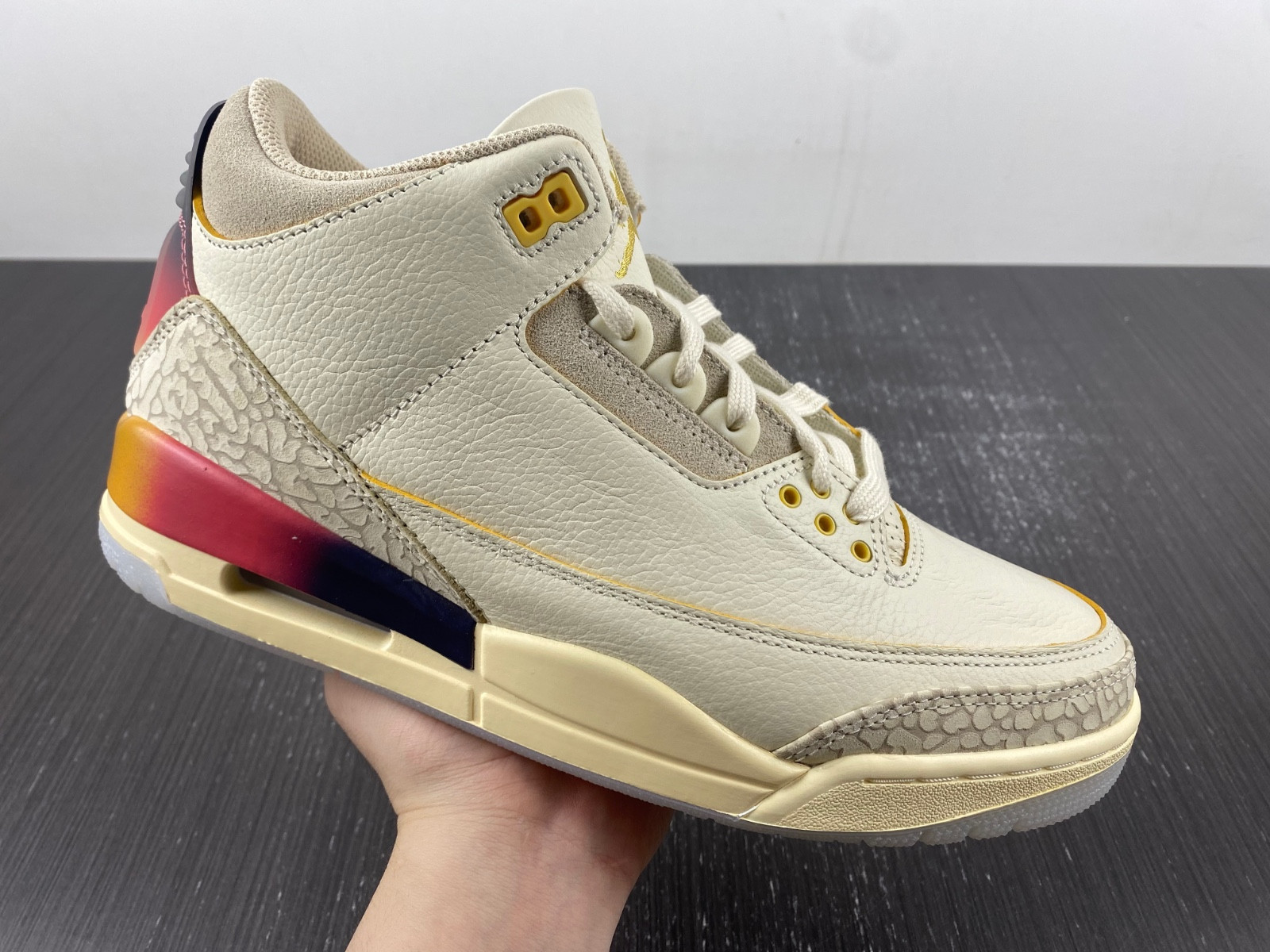 J Balvin x Air Jordan 3 “Medellín Sunset” FN0344-901
