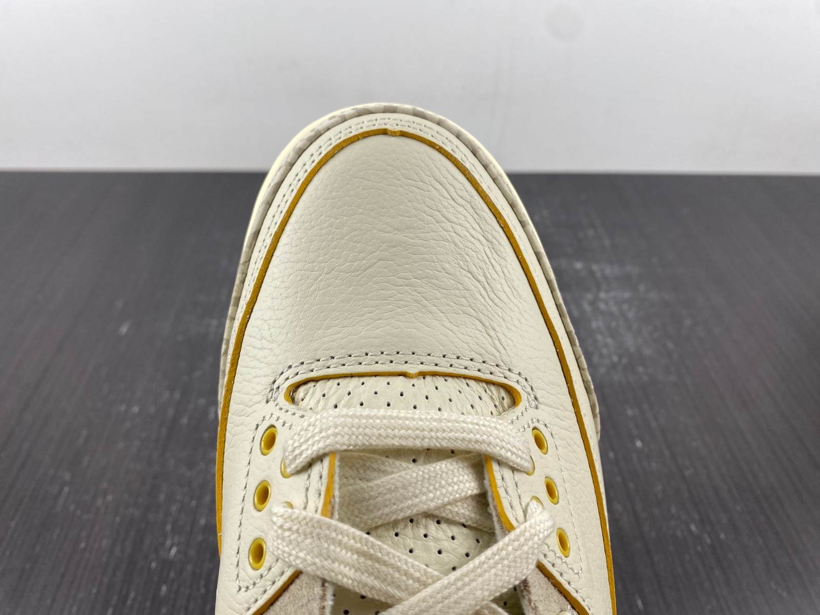 J Balvin x Air Jordan 3 “Medellín Sunset” FN0344-901