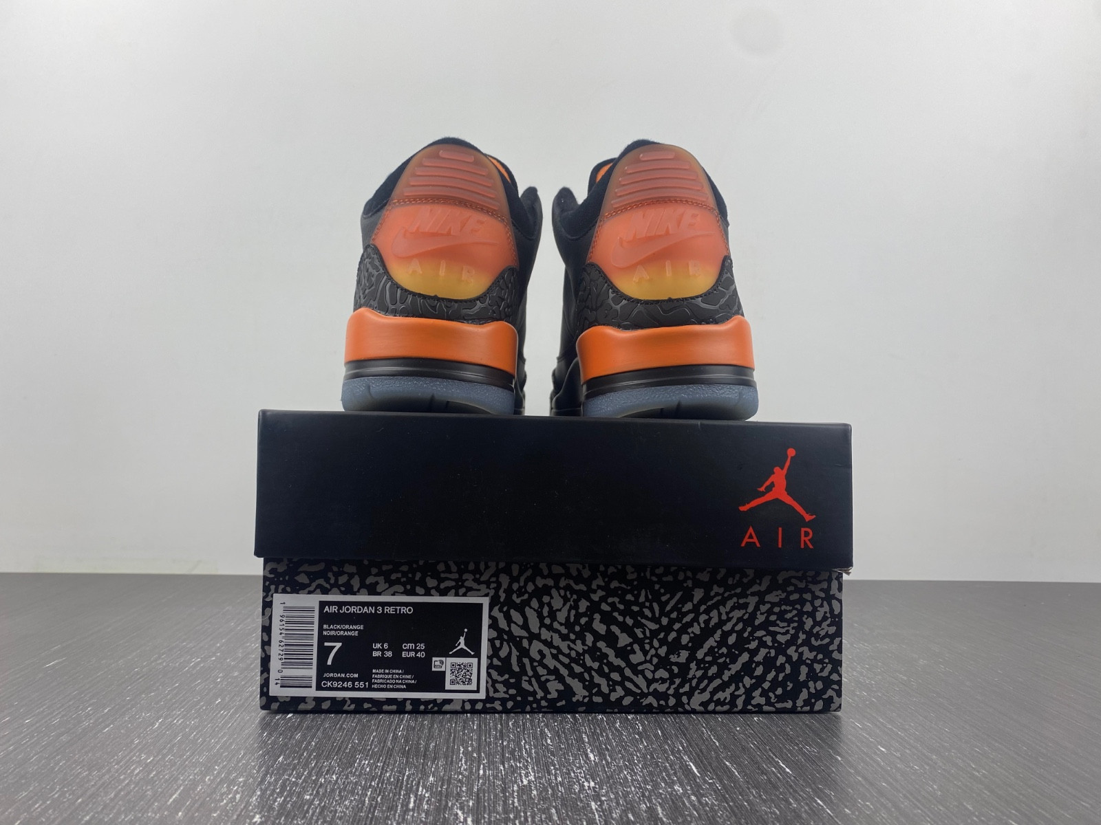 Air Jordan 3 CK9246-551