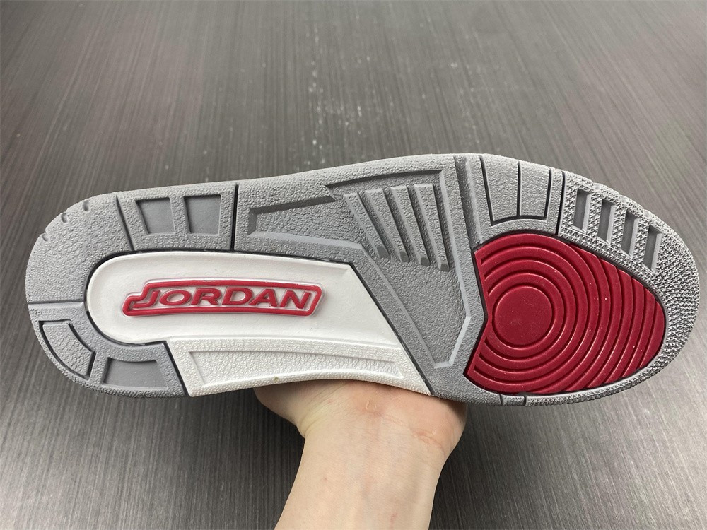 AIR JORDAN 3 CARDINAL RED CT8532-126