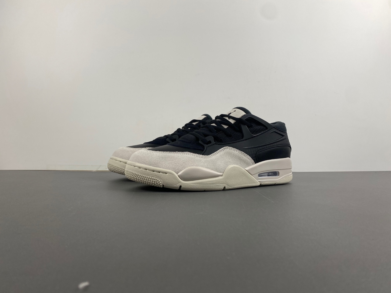 Air Jordan 4 RM FQ7939-001
