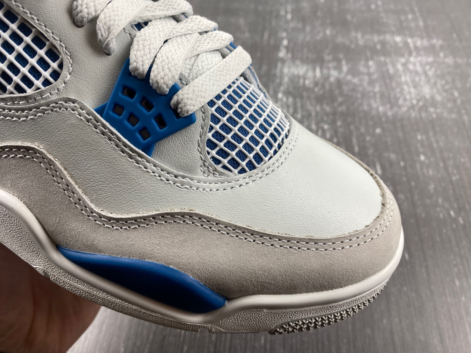 Air Jordan 4 "Military Blue" FV5029-141