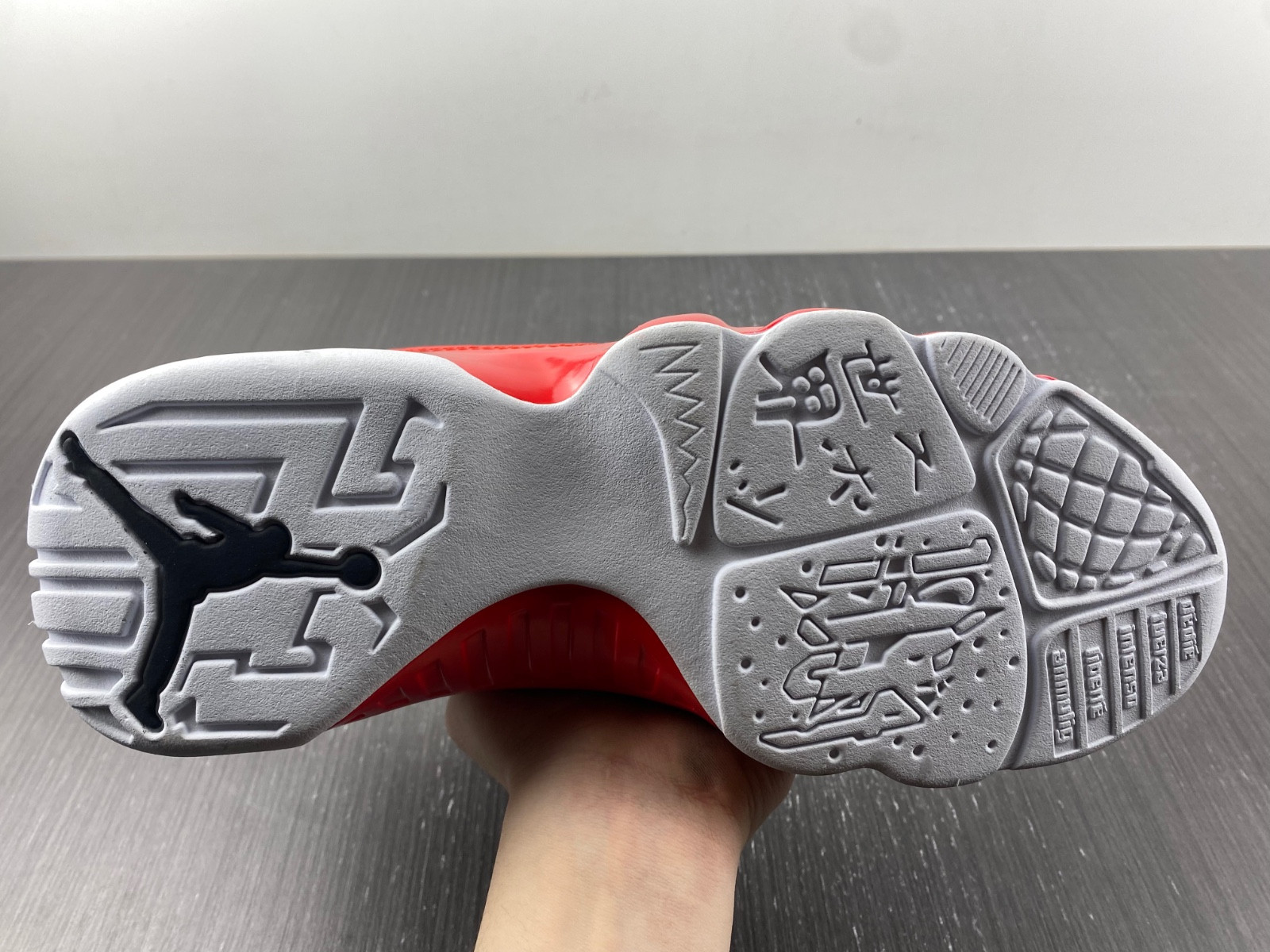 Air Jordan 9 “Gym Red”  302370-160