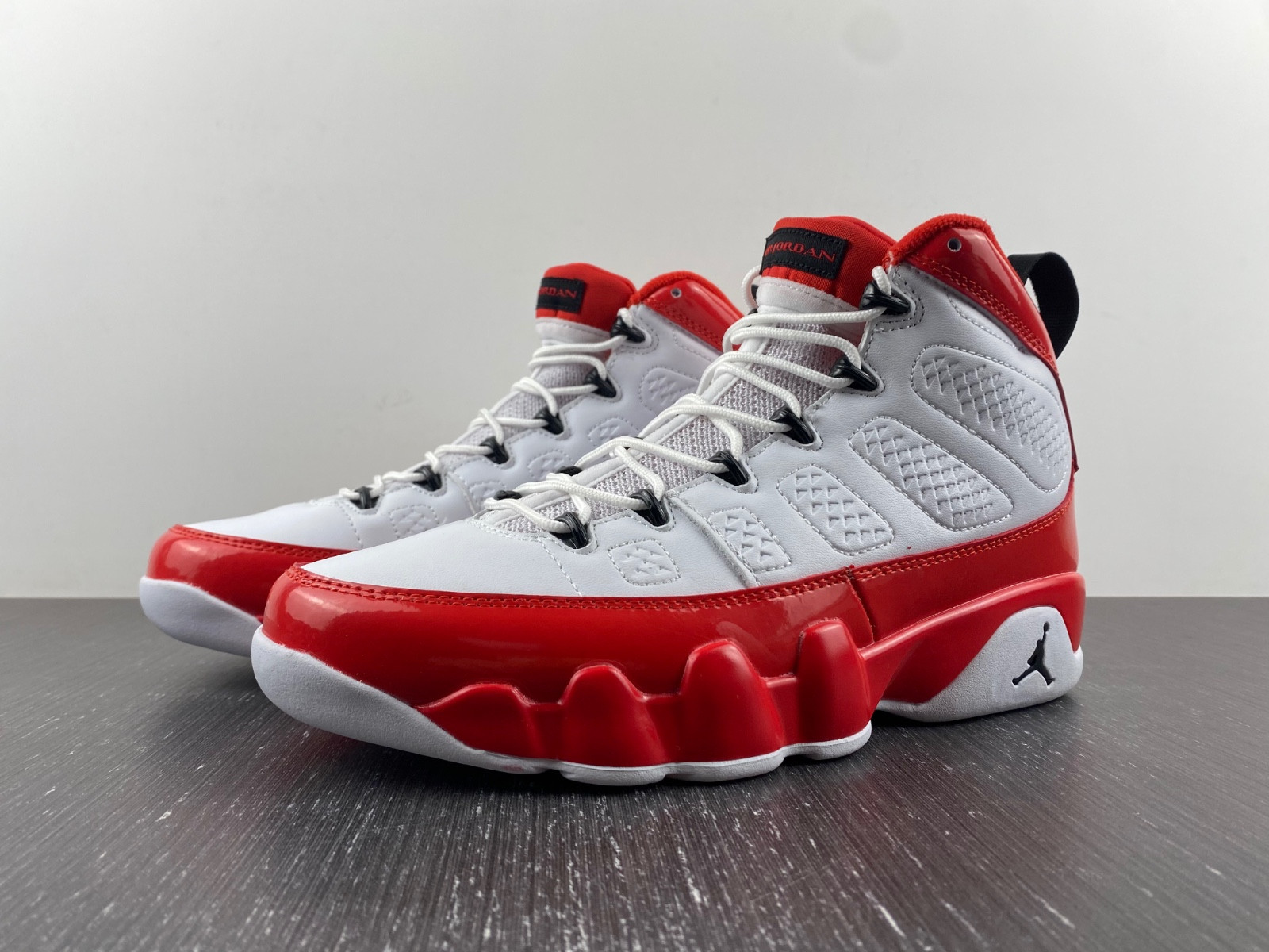 Air Jordan 9 “Gym Red” 302370-160