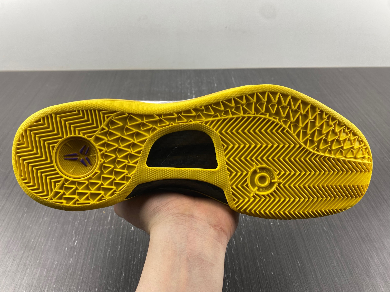 Nike Kobe 8 Easter 555035-101