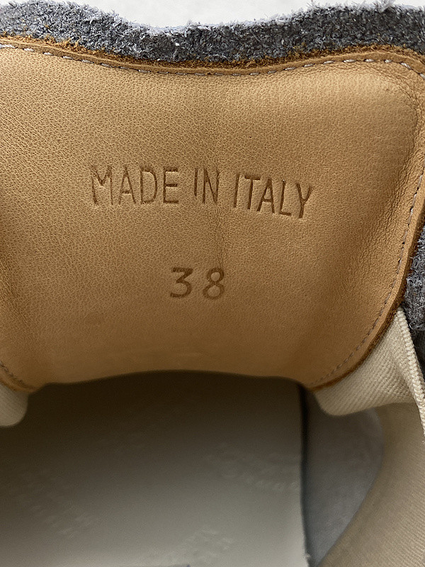 ma*s*n Ma*i*la sneakers