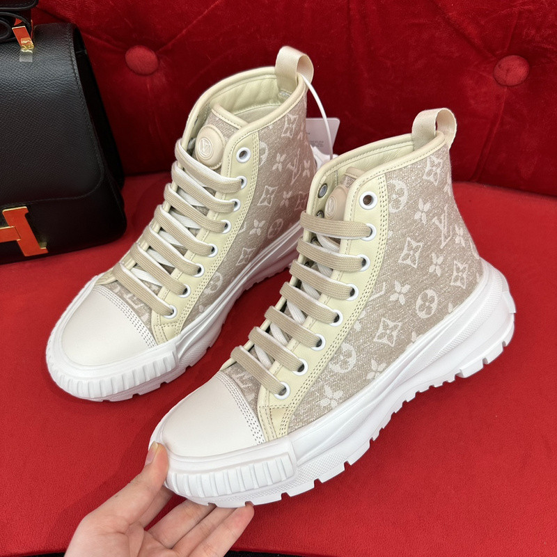L*V Squad Sneaker
