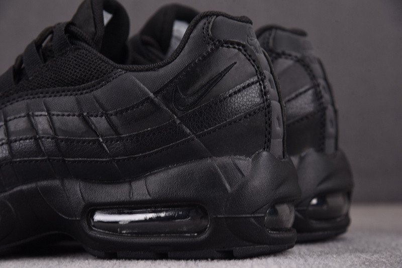 Nk Air Max 95 Recraft Triple Black CJ3906-001