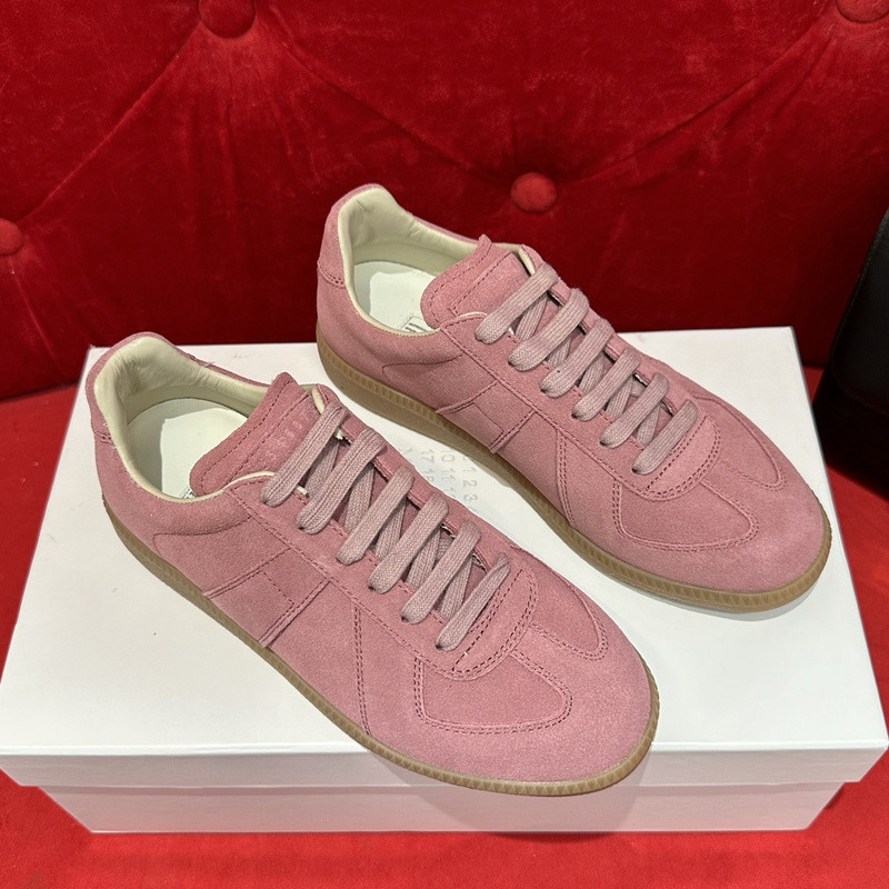 ma*s*n Ma*i*la sneakers