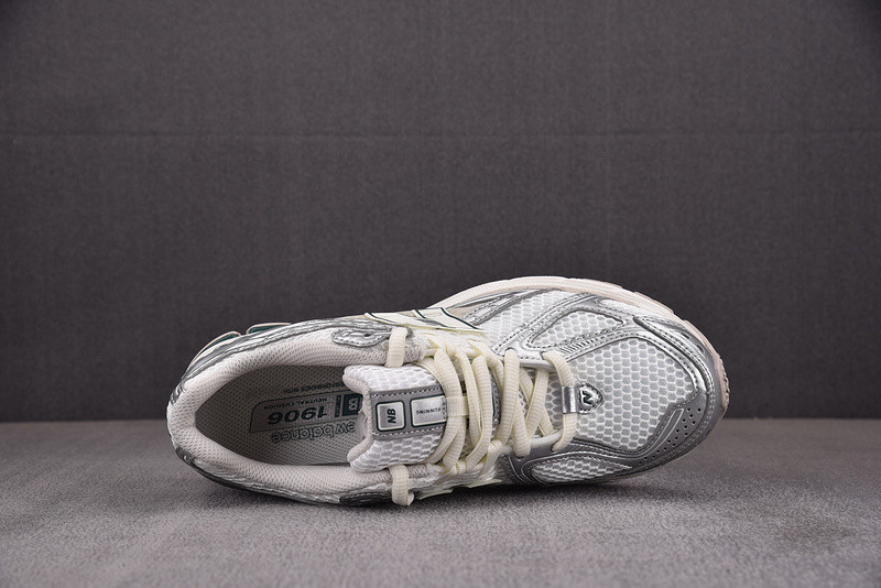 New Balance NB 1906R M1906REE