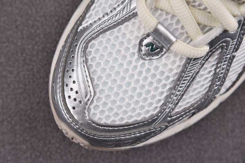 New Balance NB 1906R M1906REE