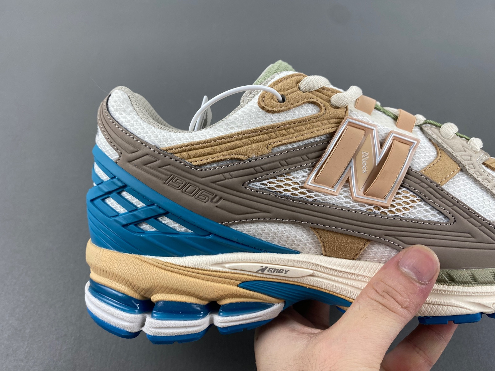 New New Balance M1000CA
