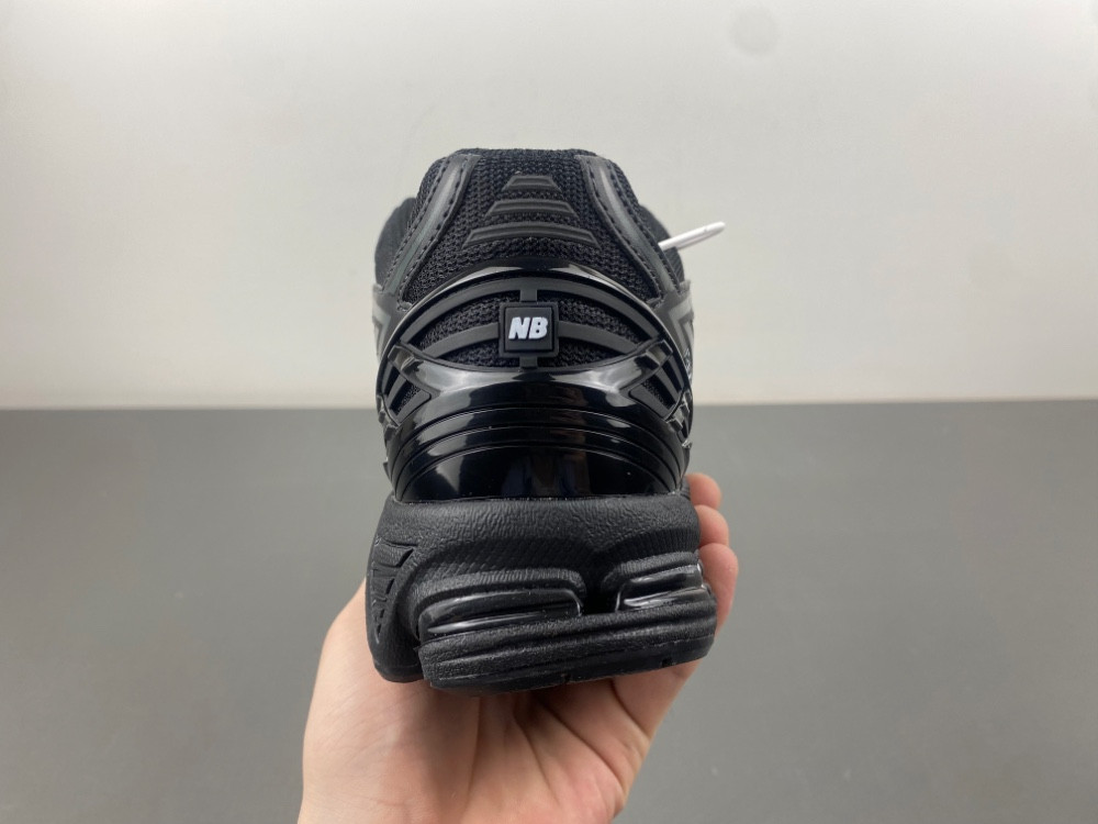 New Balance 9060 M1906RBB