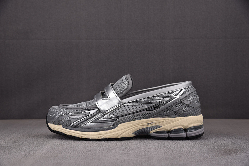 New Balance 1906L Metallic Silver U1906LAE