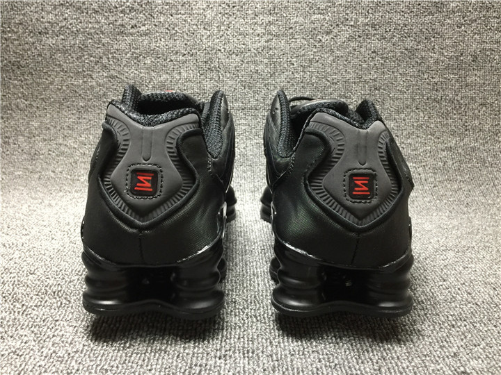 Nike Shox TL Black Metallic Hematite  AV3595-002
