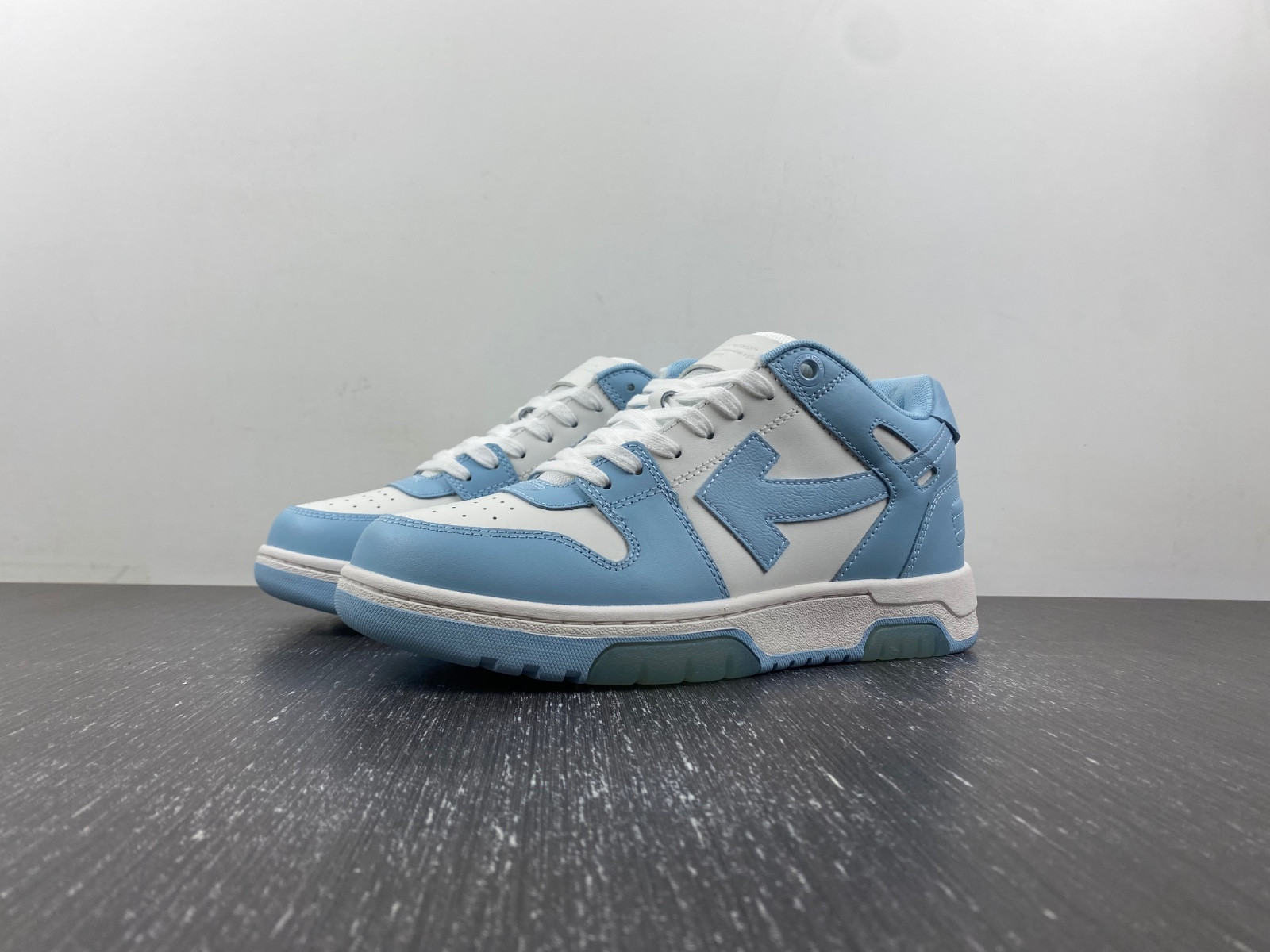 Off White GYM Sneaker