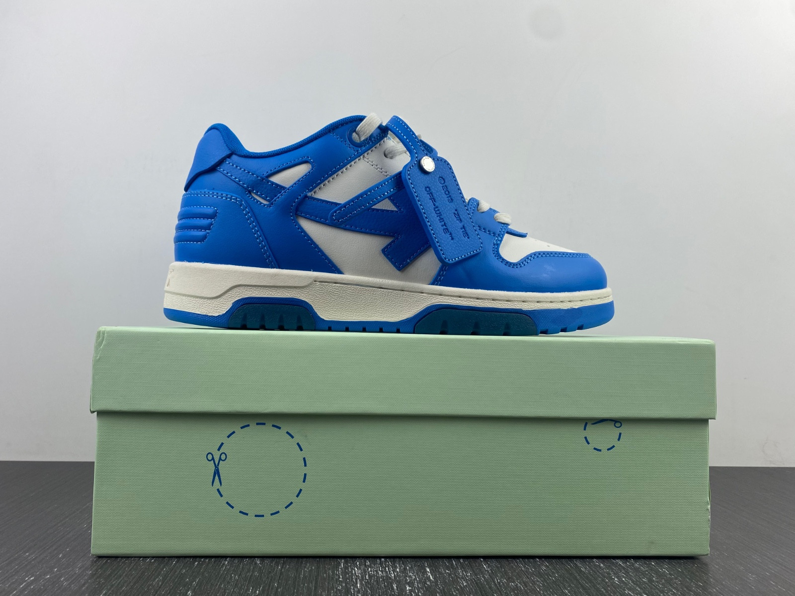 Off White GYM Sneaker