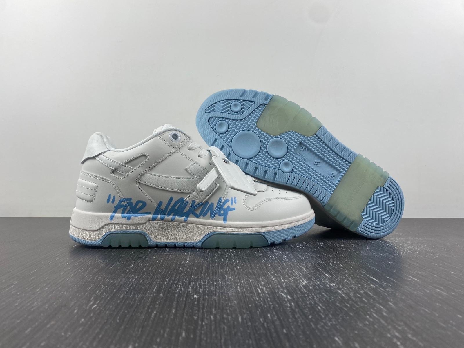 Off White GYM Sneaker