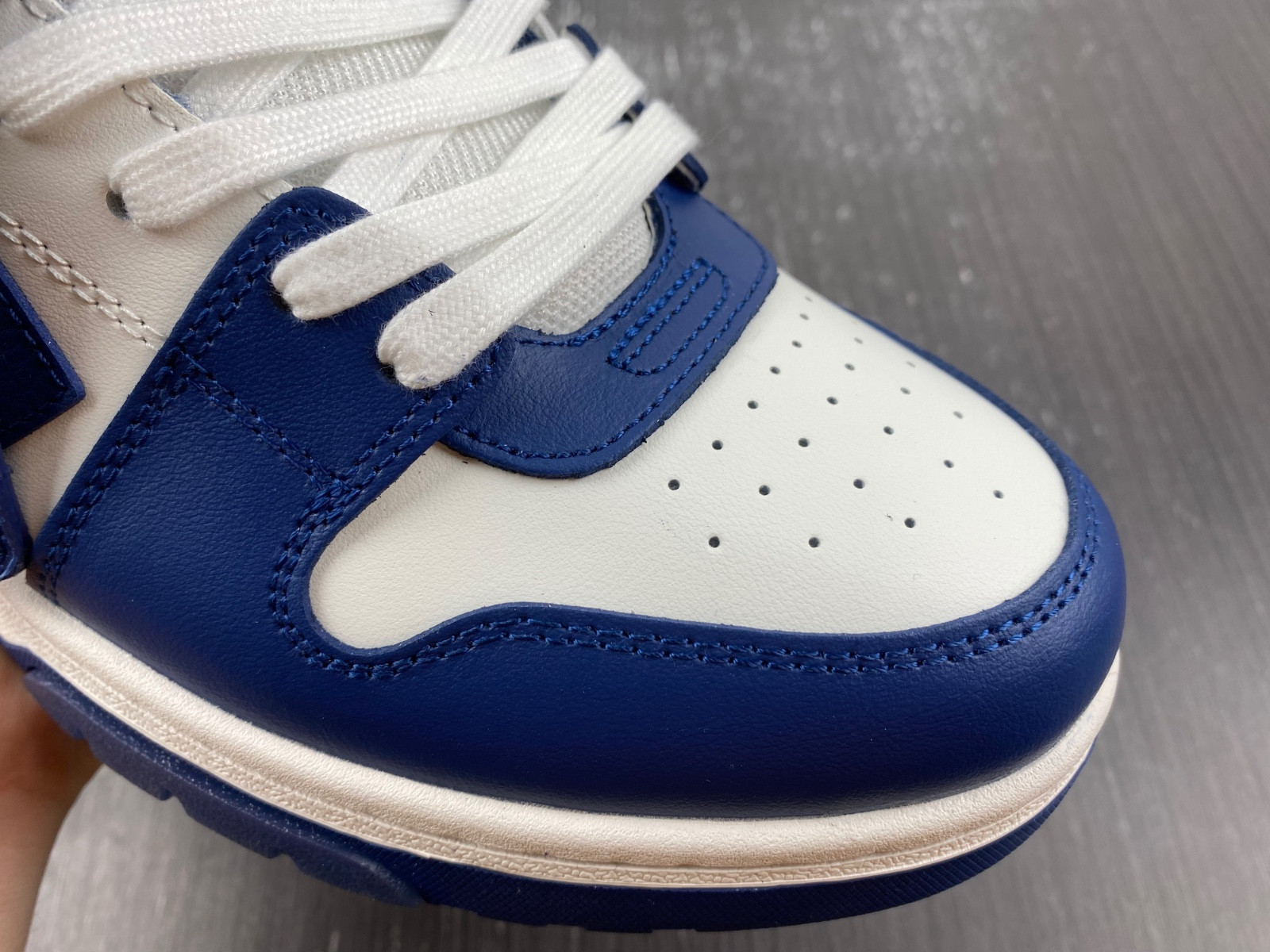 Off White GYM Sneaker