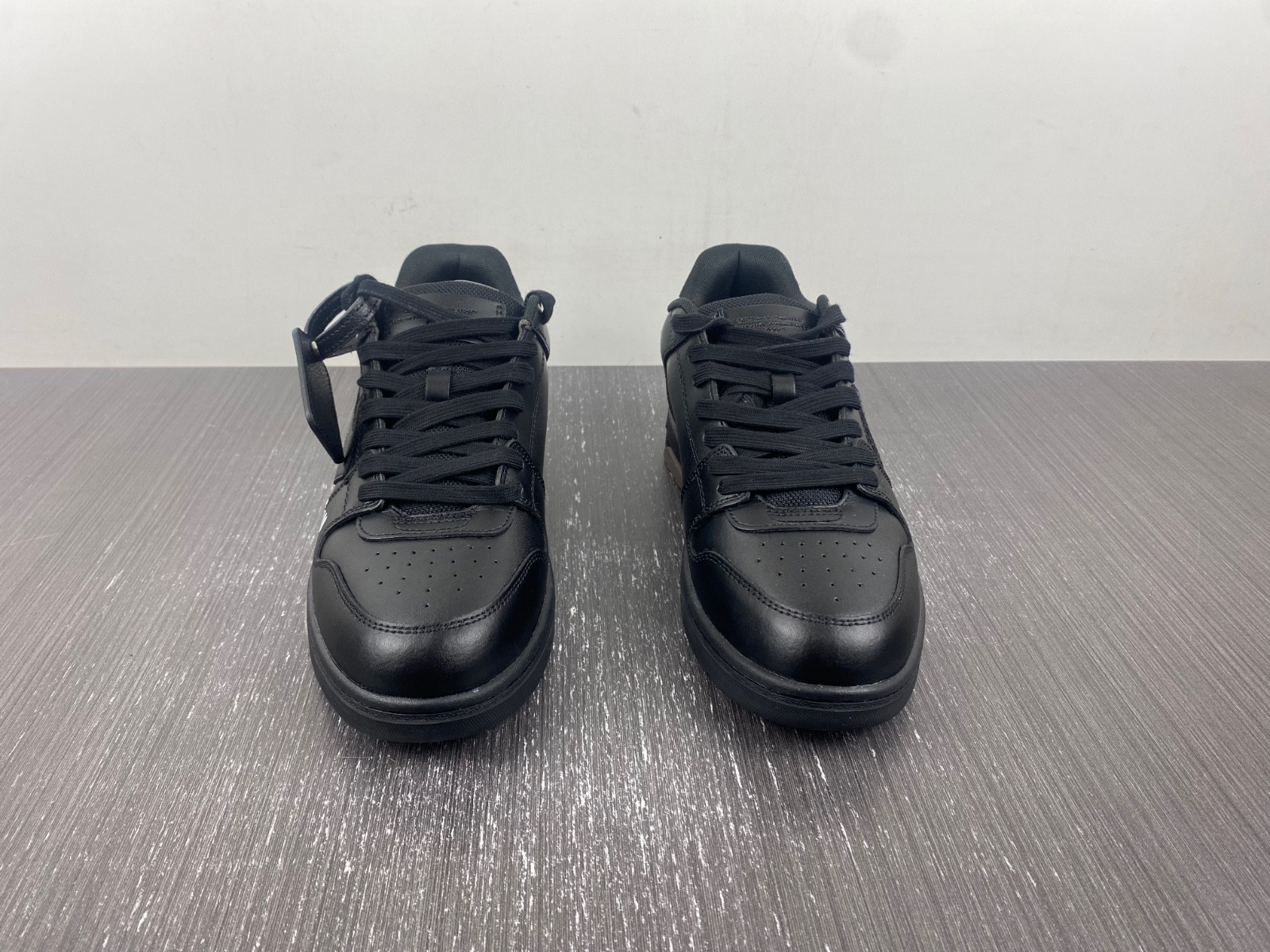 Off White GYM Sneaker