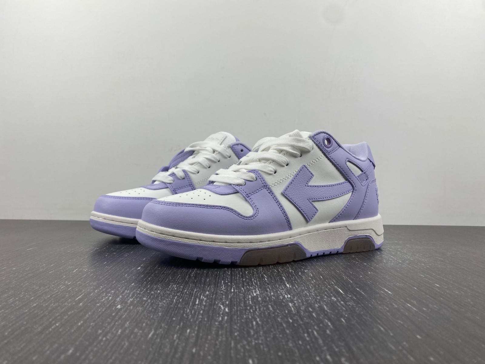Off White GYM Sneaker