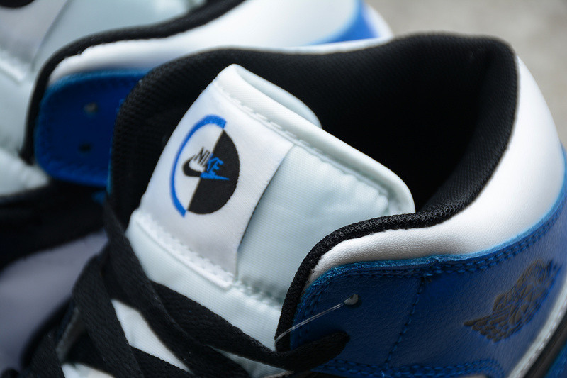 Air Jordan 1 Mid "Sisterhood" CV0152-401