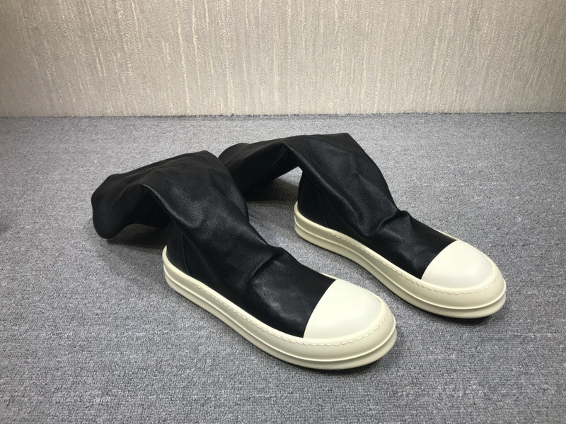 RO Sneakers Black Mid