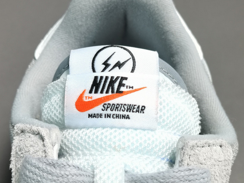 Fragment Design xSacai xNike LDWaffle ＂Light Smoke Grey＂DH2684-001