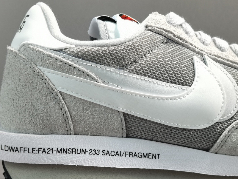 Fragment Design xSacai xNike LDWaffle ＂Light Smoke Grey＂DH2684-001