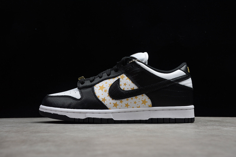 Sup x Nike SB Dunk Low “Stars” DH3228-102