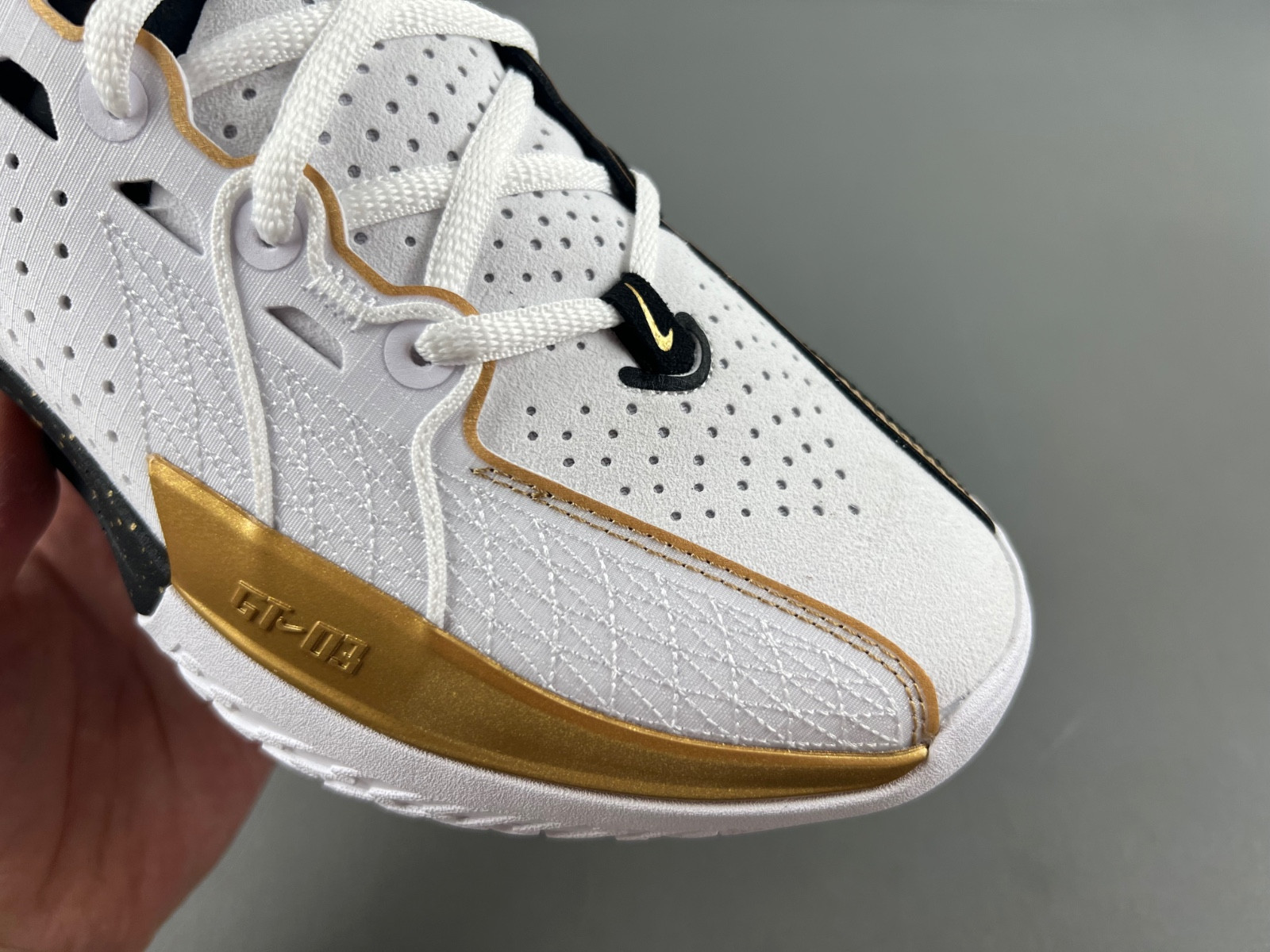 Nike Air ZoomX G.T. Cut 3 DV2918-101