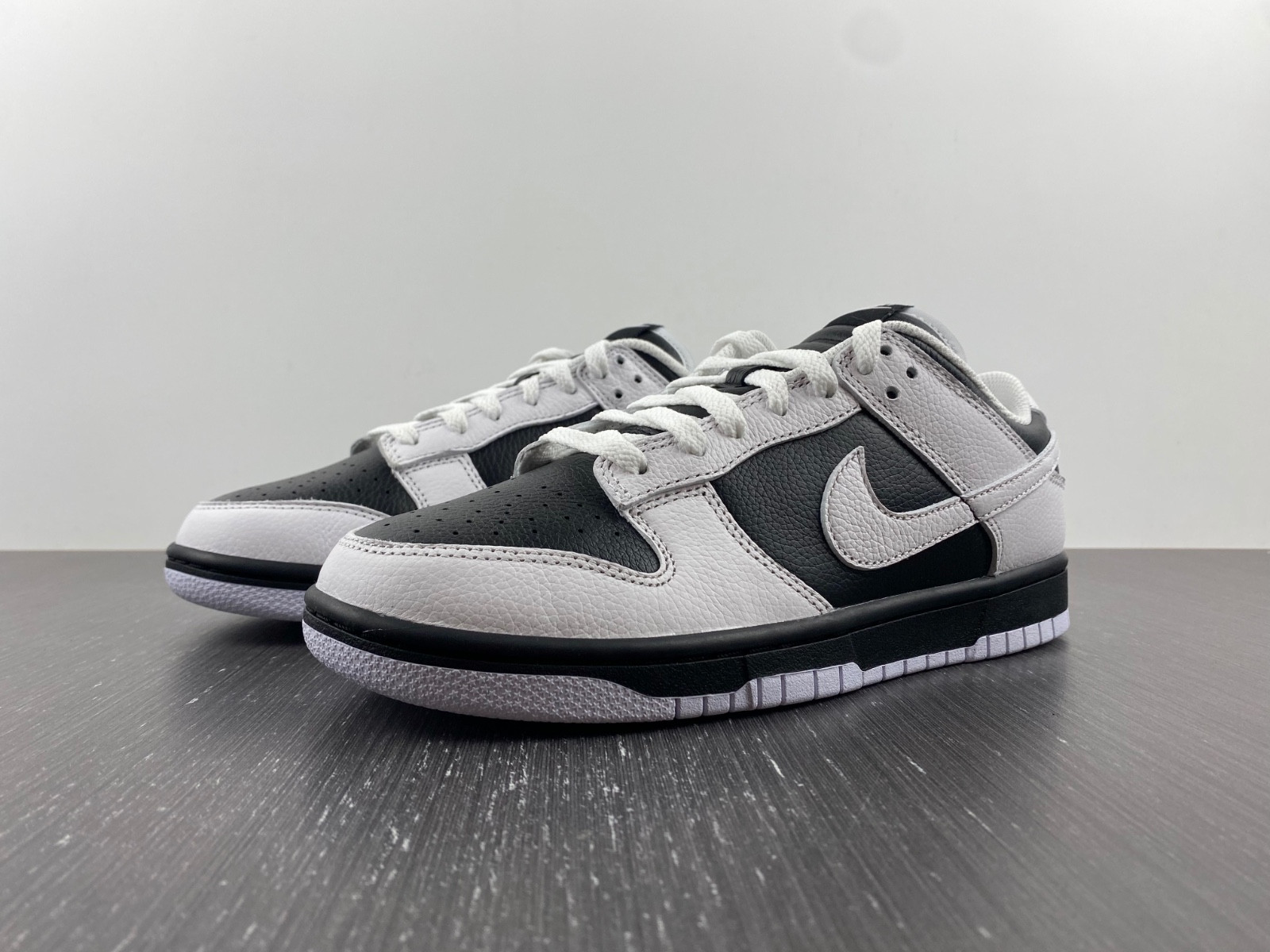 Nike Dunk Low “Reverse Panda” FD9064-011